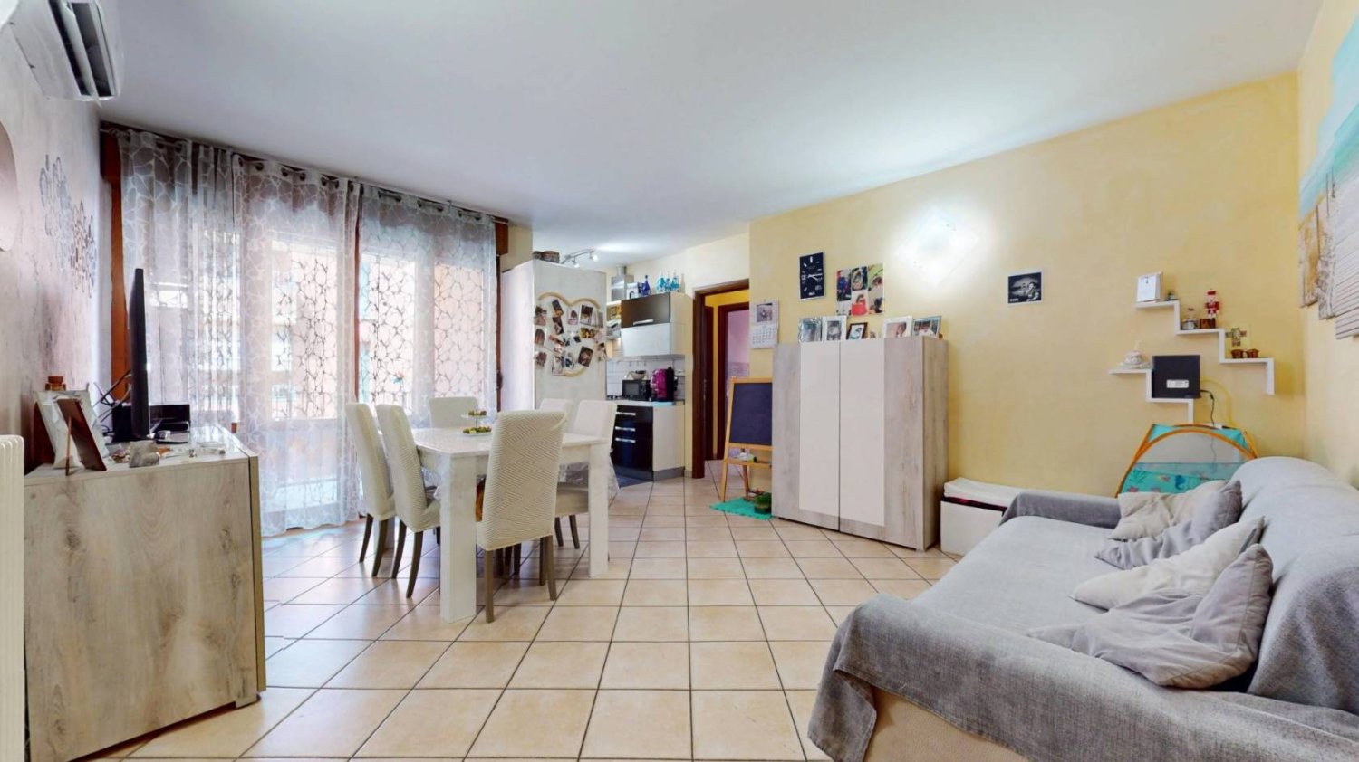 Apartamento de 2 dormitorios en Rubiera, Italy No. 371318