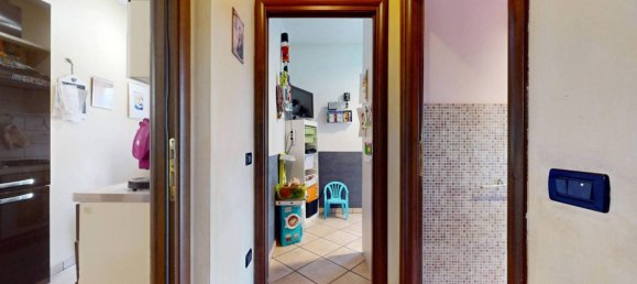 Apartamento de 2 dormitorios en Rubiera, Italy No. 371318 8