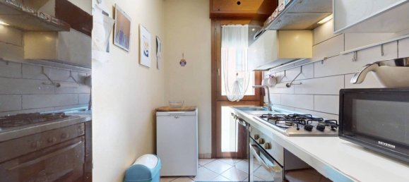 Apartamento de 2 dormitorios en Rubiera, Italy No. 371318 4