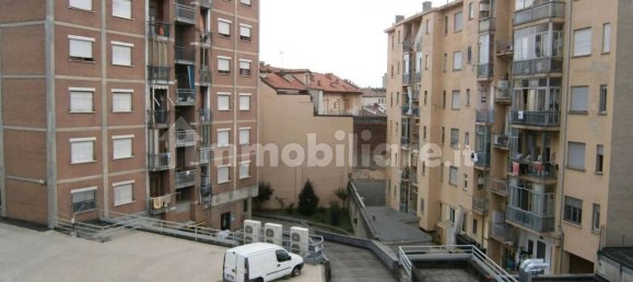 3 chambres Appartement à Turin, Italy No. 326767 12