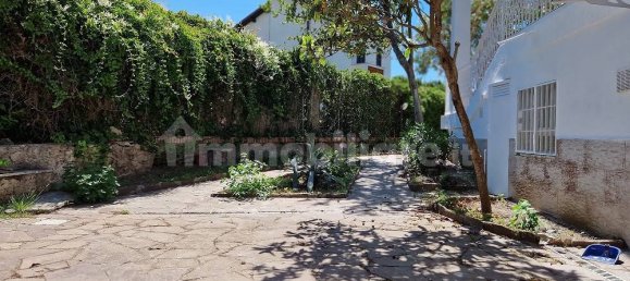 4 Schlafzimmer Villa in Fiumicino, Italy, Nr. 31200 13