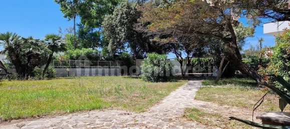 4 Schlafzimmer Villa in Fiumicino, Italy, Nr. 31200 7