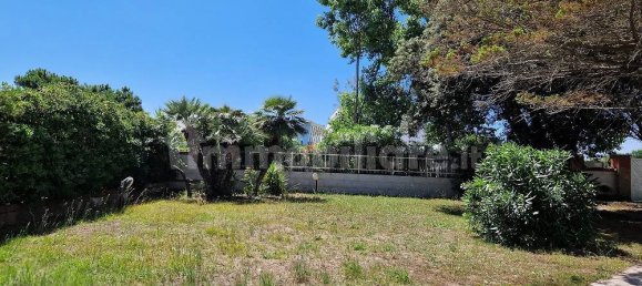 4 Schlafzimmer Villa in Fiumicino, Italy, Nr. 31200 9