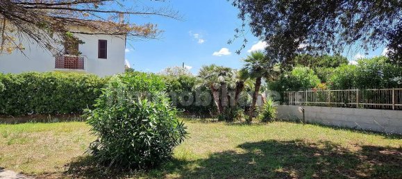 4 Schlafzimmer Villa in Fiumicino, Italy, Nr. 31200 19