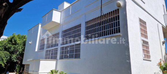 4 Schlafzimmer Villa in Fiumicino, Italy, Nr. 31200 3