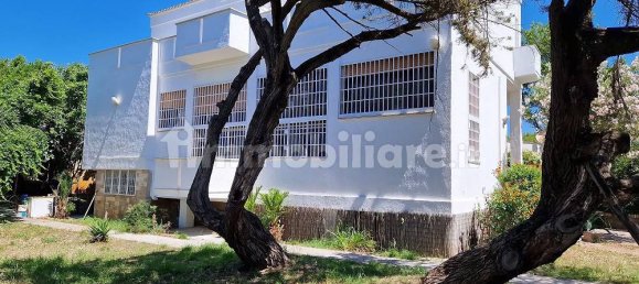 4 Schlafzimmer Villa in Fiumicino, Italy, Nr. 31200 20