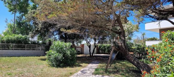 4 Schlafzimmer Villa in Fiumicino, Italy, Nr. 31200 10