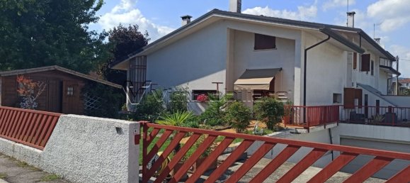 10-Zimmer Haus in Barbarano Mossano, Italy, Nr. 262475 6