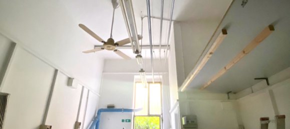 1 room Commercial property in Milan, Italy No. 248407 6