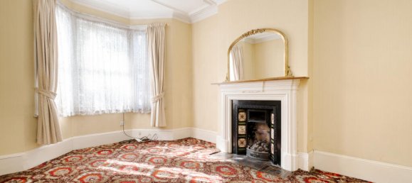 3 Schlafzimmer Haus in London, United Kingdom, Nr. 14213 2