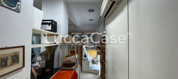 80m² Commercial property in Lucca, Italy No. 161108 5