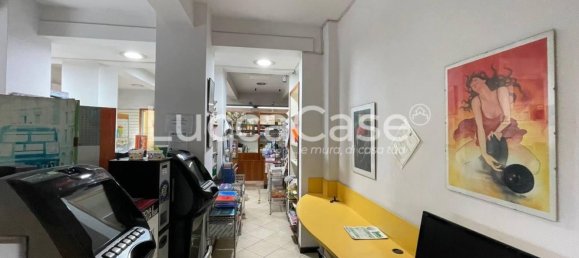 80m² Commercial property in Lucca, Italy No. 161108 7