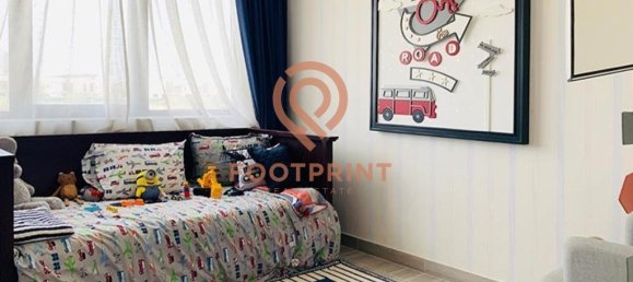 4 bedrooms Townhouse in Dubai, UAE No. 23854 3