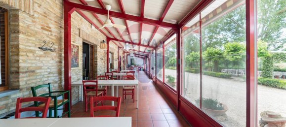 Casa de 13 habitaciónes en Ostra, Italy No. 2259 3