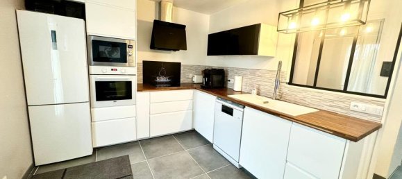 Casa de 5 dormitorios en Saint-Hilaire-Saint-Mesmin, France No. 47222 3