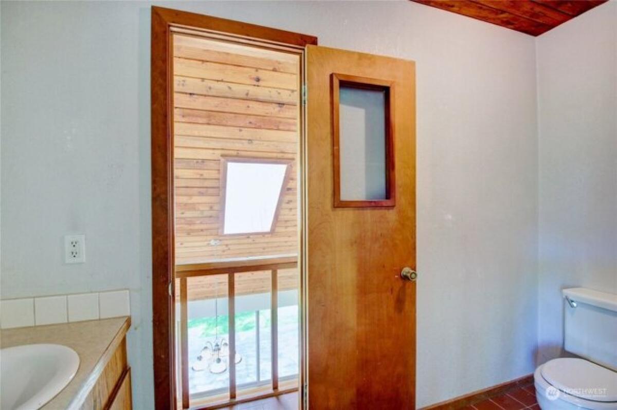 4 bedrooms House in La Conner, USA No. 401220