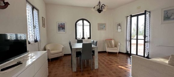 4 bedrooms Villa in Pula, Italy No. 61263 8
