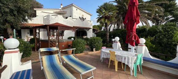 4 bedrooms Villa in Pula, Italy No. 61263 10