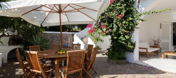 3 bedrooms Villa in Lipari, Italy No. 108143 3