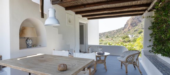 3 bedrooms Villa in Lipari, Italy No. 108143 12