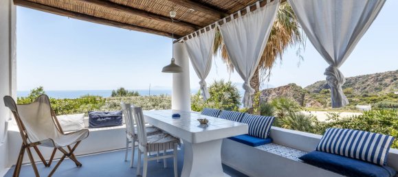 3 bedrooms Villa in Lipari, Italy No. 108143 7