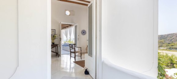 3 bedrooms Villa in Lipari, Italy No. 108143 24