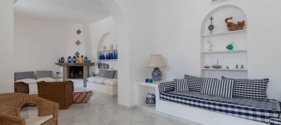 3 bedrooms Villa in Lipari, Italy No. 108143 18