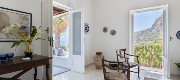 3 bedrooms Villa in Lipari, Italy No. 108143 16