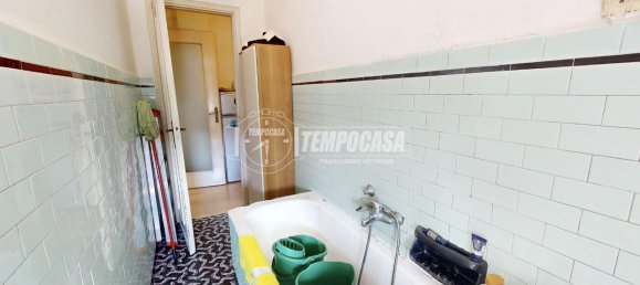 3 rooms Apartment in Turin, Italy No. 167621 14