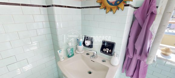 3 rooms Apartment in Turin, Italy No. 167621 13