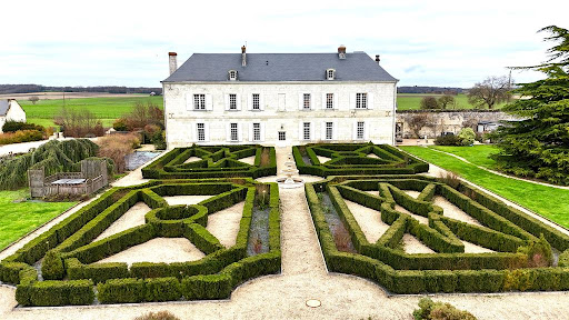 16 bedrooms Castles in Chinon, France No. 326228