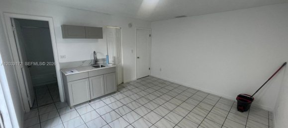 1 bedroom Villa for rent in Miami, Miami-Dade, Florida, USA № 614967 7