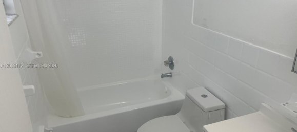 1 bedroom Villa for rent in Miami, Miami-Dade, Florida, USA № 614967 3