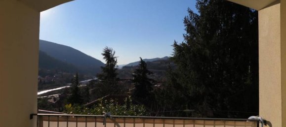 2 Schlafzimmer Haus in Aulla, Italy, Nr. 1505 12