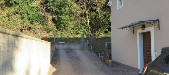 2 Schlafzimmer Haus in Aulla, Italy, Nr. 1505 7