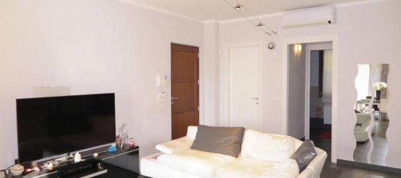 2 Schlafzimmer Haus in Aulla, Italy, Nr. 1505 8