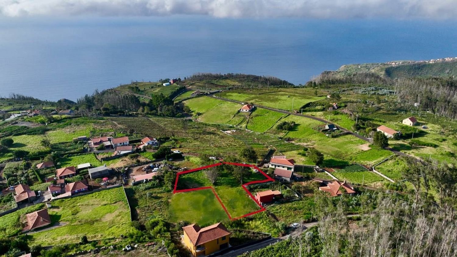 Terreno en Porto Moniz, Portugal No. 354554