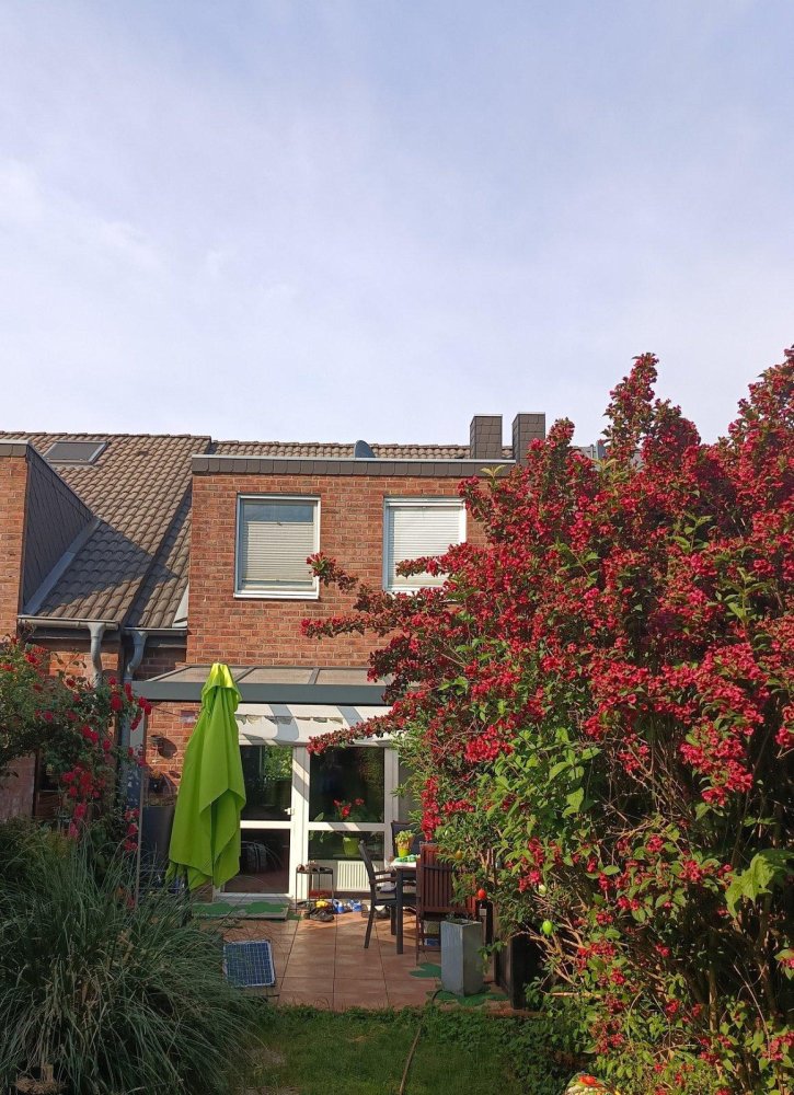 Adosado de 4 dormitorios en Aachen, Germany No. 313008