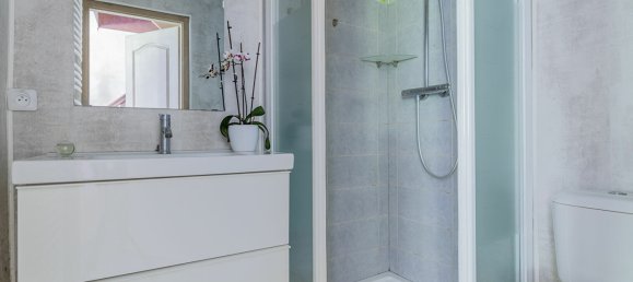 Квартира с 6 комнатами в Манон, Франция № 90295 8