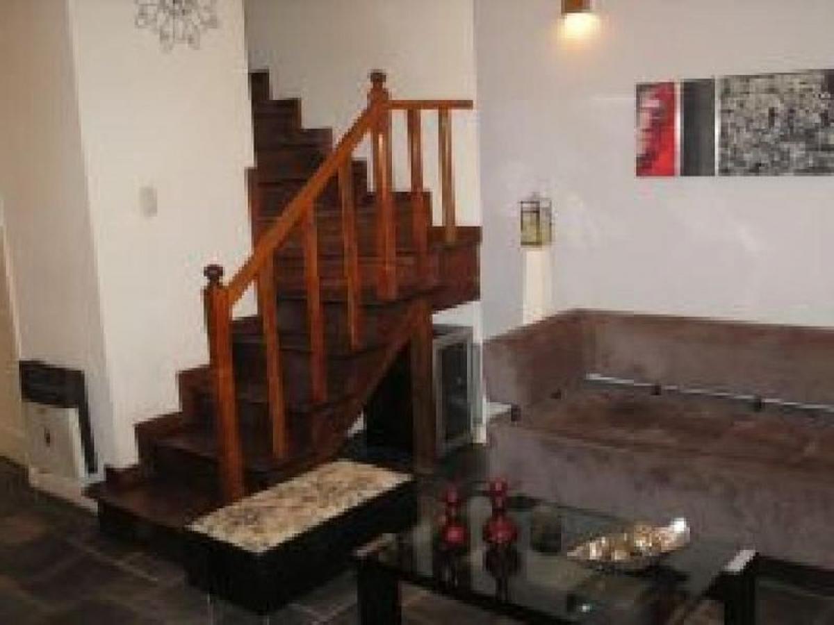 2 bedrooms House in Almirante Brown, Argentina No. 99417