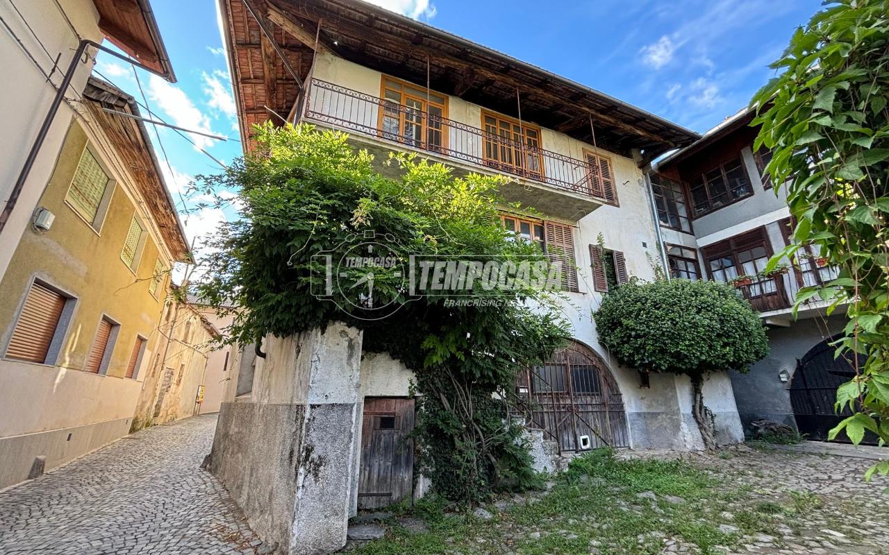 Casa de 5 divisões em Valchiusa, Italy N.º 132448