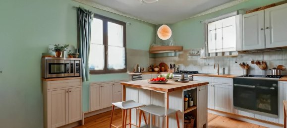 5 bedrooms House in Loches, France No. 80206 6