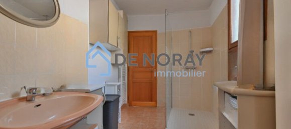 5 bedrooms House in Loches, France No. 80206 18