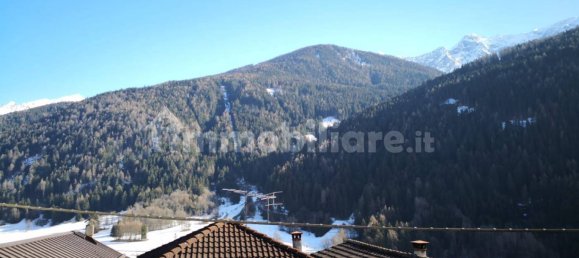 3 Schlafzimmer Haus in Brescia, Italy, Nr. 143415 16