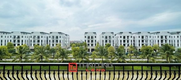 5 bedrooms Villa in Long Bien, Vietnam No. 526 21