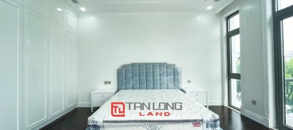 5 bedrooms Villa in Long Bien, Vietnam No. 526 15