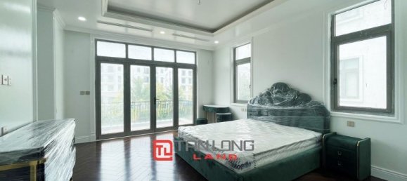 5 bedrooms Villa in Long Bien, Vietnam No. 526 20