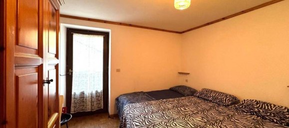 4-salle Villa à Villa di Chiavenna, Italy No. 33815 50