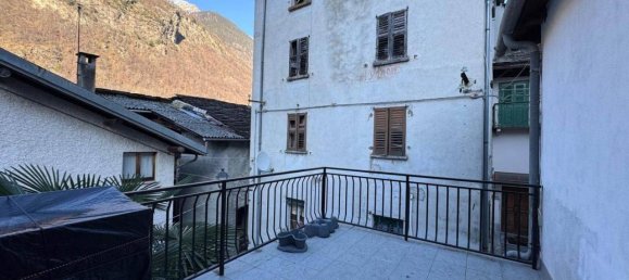 4-salle Villa à Villa di Chiavenna, Italy No. 33815 46