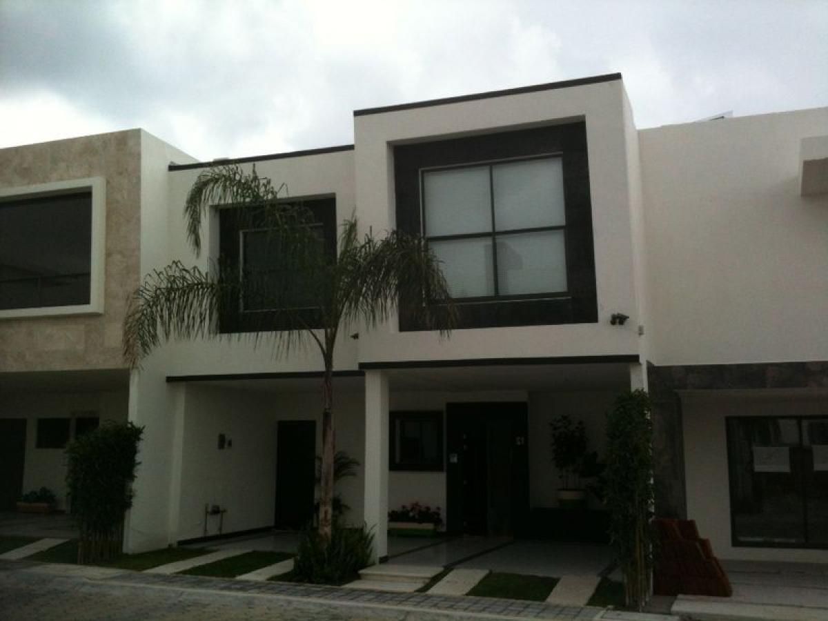 3 bedrooms House in Puebla, Mexico No. 177075